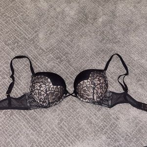 Victoria Secret Bombshell Bra
